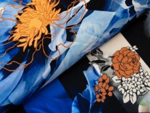 Jersey Viskose PANEL ca. 110cm x 145cm - Blumen auf geometrischen Mustern - royalblau